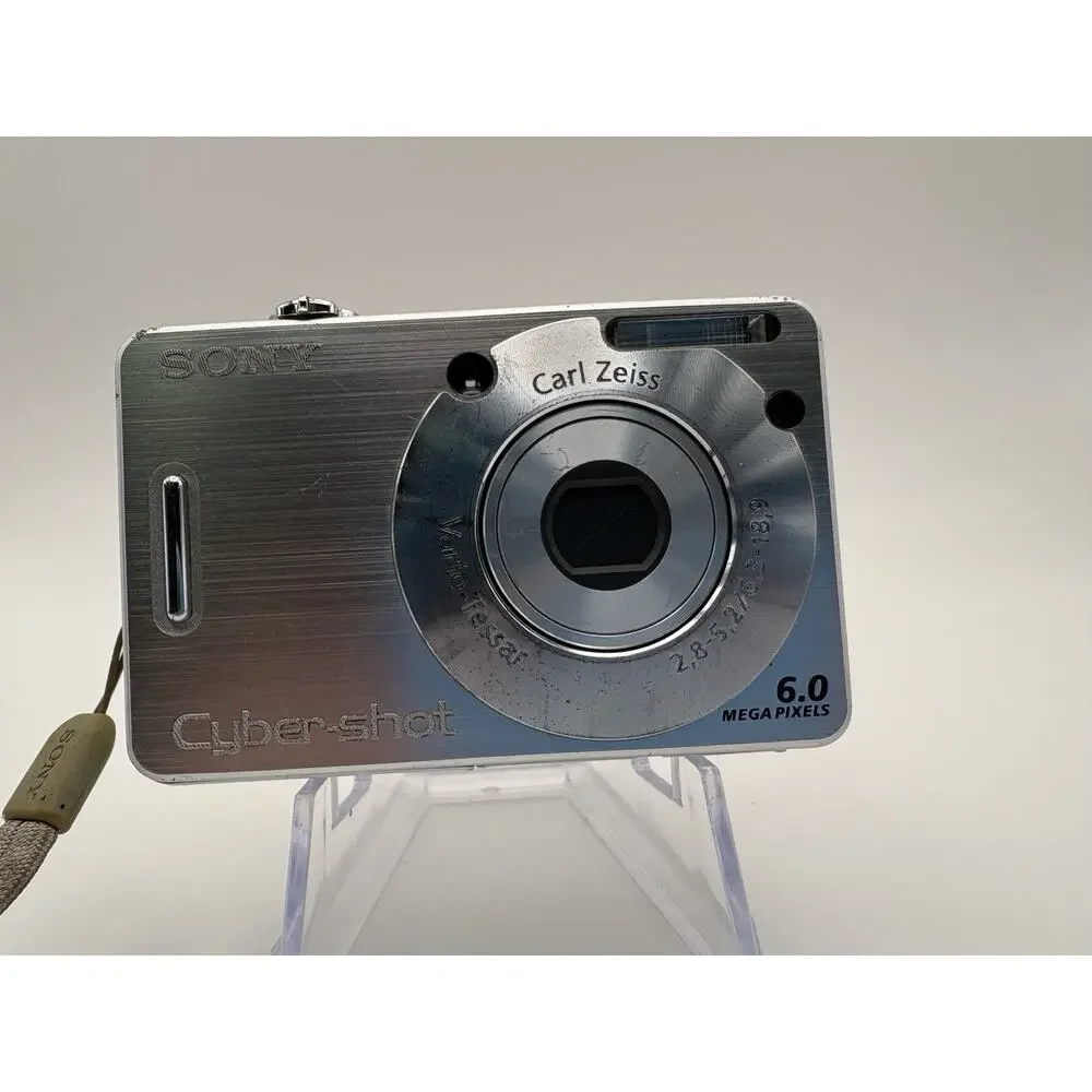 Sony Cyber-shot DSC W50 6.0MP Silver Digital Camera Bundle For Parts Not Working